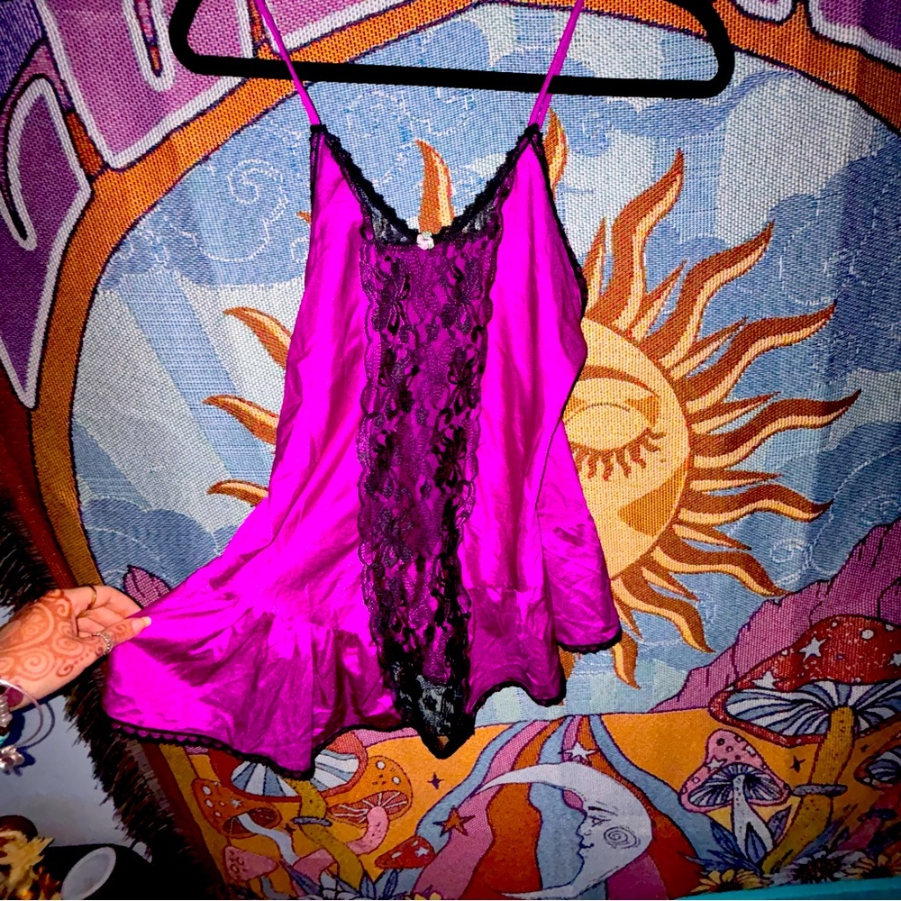 Fuchsia night slip very soft and comfy size M